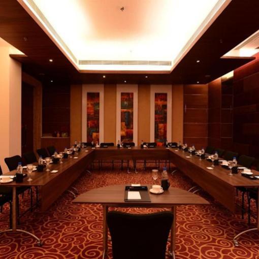 The Galgotias Hotel Gurugram Gurgaon Exteriör bild